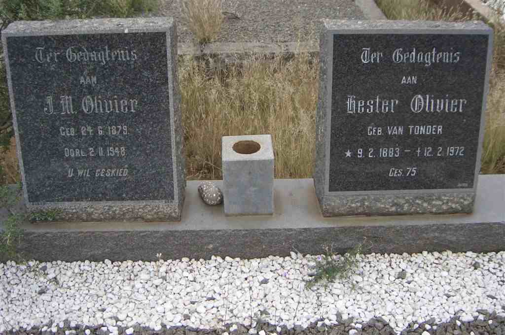 OLIVIER J.M. 1879-1948 &amp; Hester VAN TONDER 1883-1972