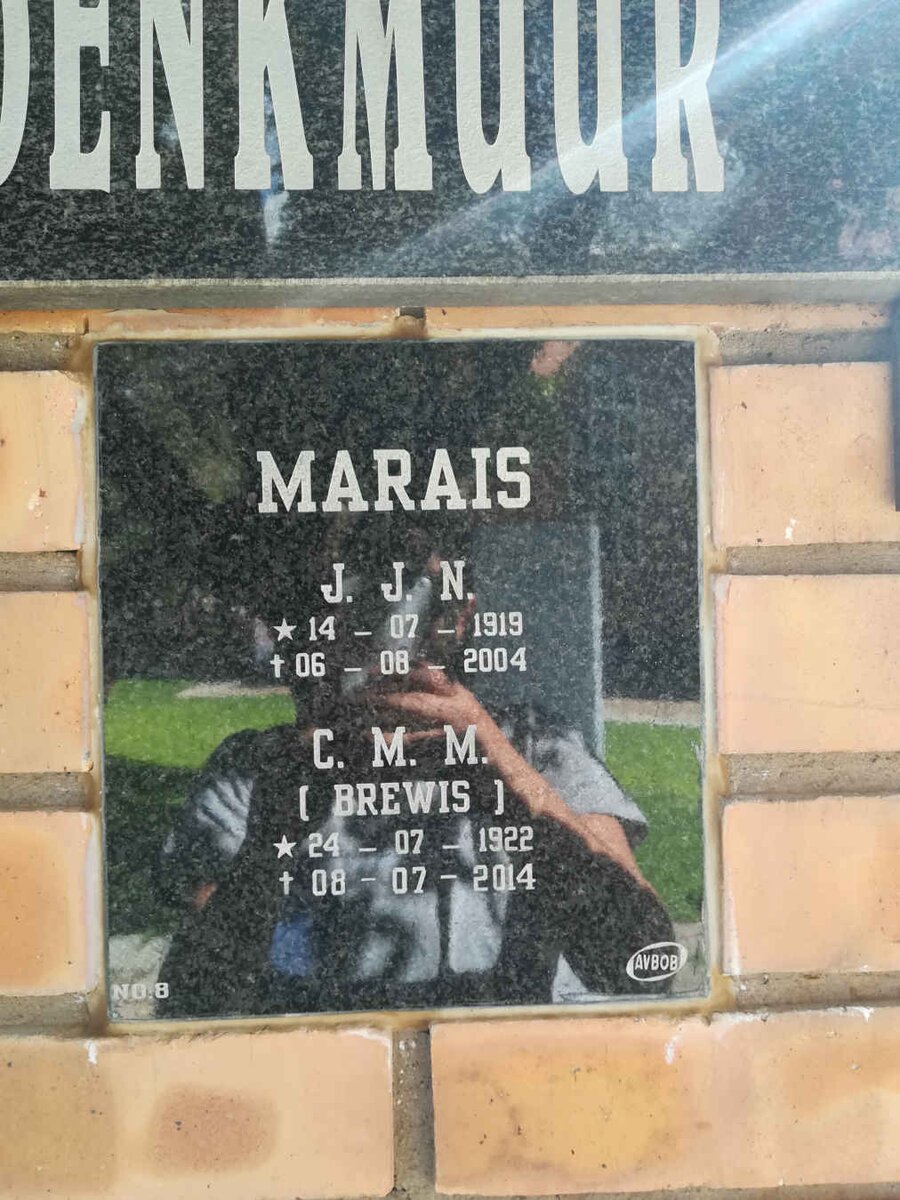 MARAIS J.J.N. 1919-2004 &amp; C.M.M. BREWIS 1922-2014
