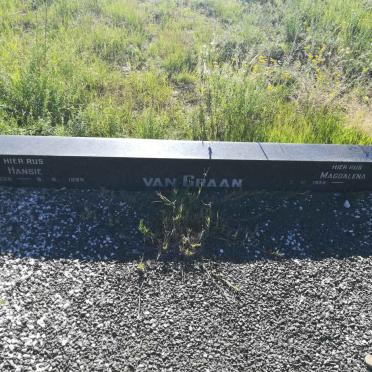 GRAAN Hansie, van 1926-1996 &amp; Magdalena 1934- 