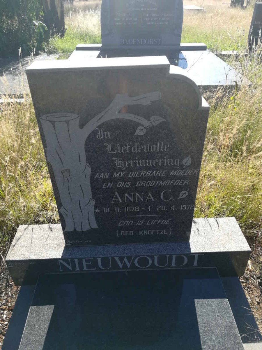 NIEUWOUDT Anna C. nee KNOETZE 1878-1972