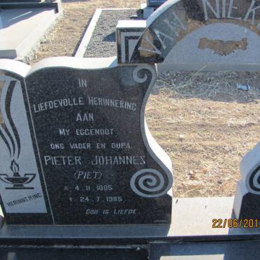 NIEKERK Pieter Johannes, van 1905-1985 &amp; Dorothy W.F. 1911-2003