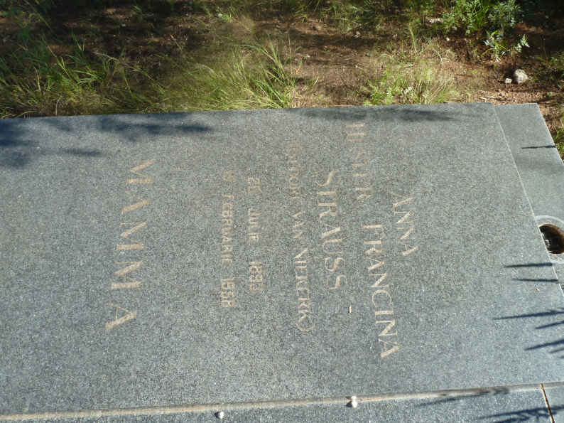 STRAUSS Anna Hester Francina nee VAN NIEKERK 1893-1958