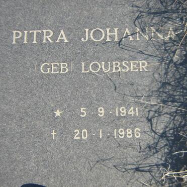 BURGER Jacob Isak de Villiers 1937- &amp; Pitra Johanna LOUBSER 1941-1986