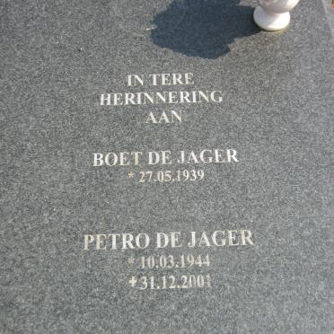 JAGER Boet, de 1939- &amp; Petro 1944-2001