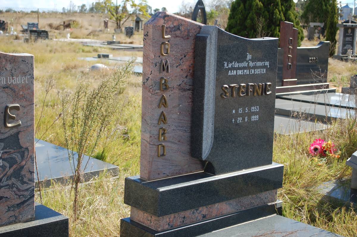 LOMBAARD Stefnie 1953-1999