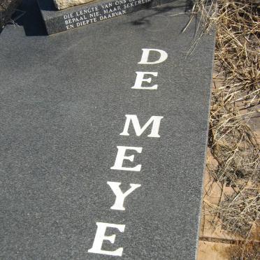 MEYER David Hendrik, de 1947-2004 &amp; Suzette J.S.S. 1950-