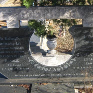 OOSTHUIZEN Johannes Jacobus Hendrik 1937-1997 &amp; Rachel Christina Elizabeth 1935-