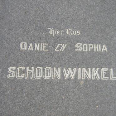 SCHOONWINKEL Danie &amp; Sophia