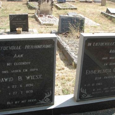 WIESE Dawid B. 1898-1979 &amp; Emmerencia C. KASSELMAN 1903-1985