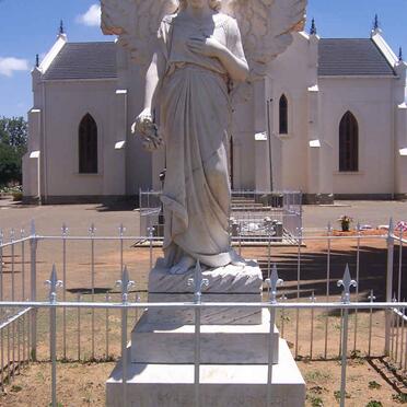 2. Monument for Freedom and for Right at the N.G. Kerk