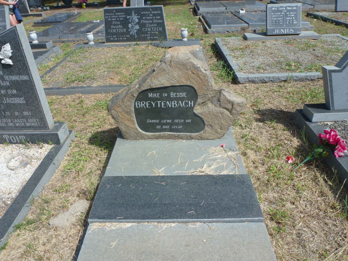 BREYTENBACH Mike &amp; Bessie