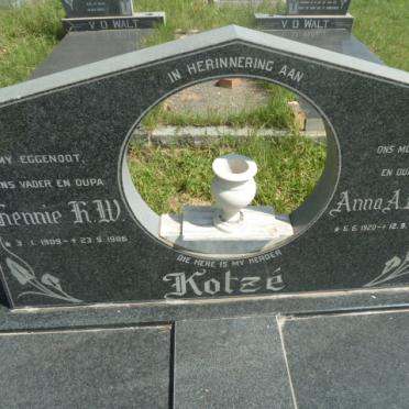 KOTZÉ Hennie H.W. 1909-1986 &amp; Anna A.M.C. 1920-2017