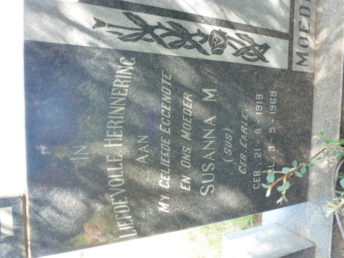 KOTZE Johan L. 1917-1994 &amp; Susanna M. EARLE 1919-1969