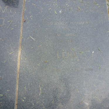 MOLLER Basie 1922-1981 &amp; Lena 1925-2001