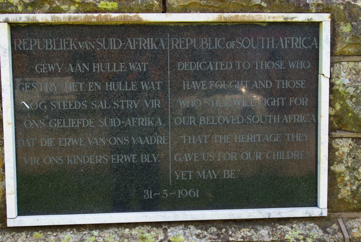 3. Dedication plaque 1961: Republic of South Africa