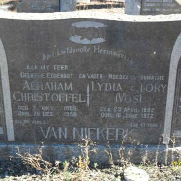 NIEKERK Abraham Christoffel, van 1885-1958 &amp; Lydia Glory VOS 1892-1972