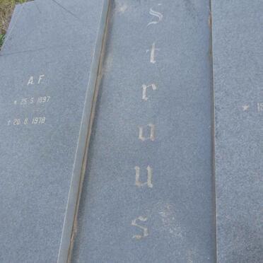STRAUSS A.F. 1897-1978 & M.M MALAN 1905- _1