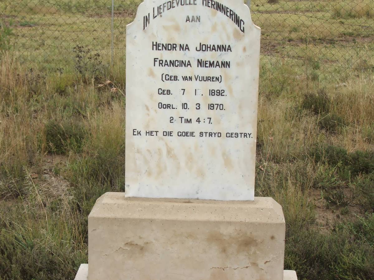 NIEMANN Hendrina Johanna Francina nee VAN VUUREN 1892-1970