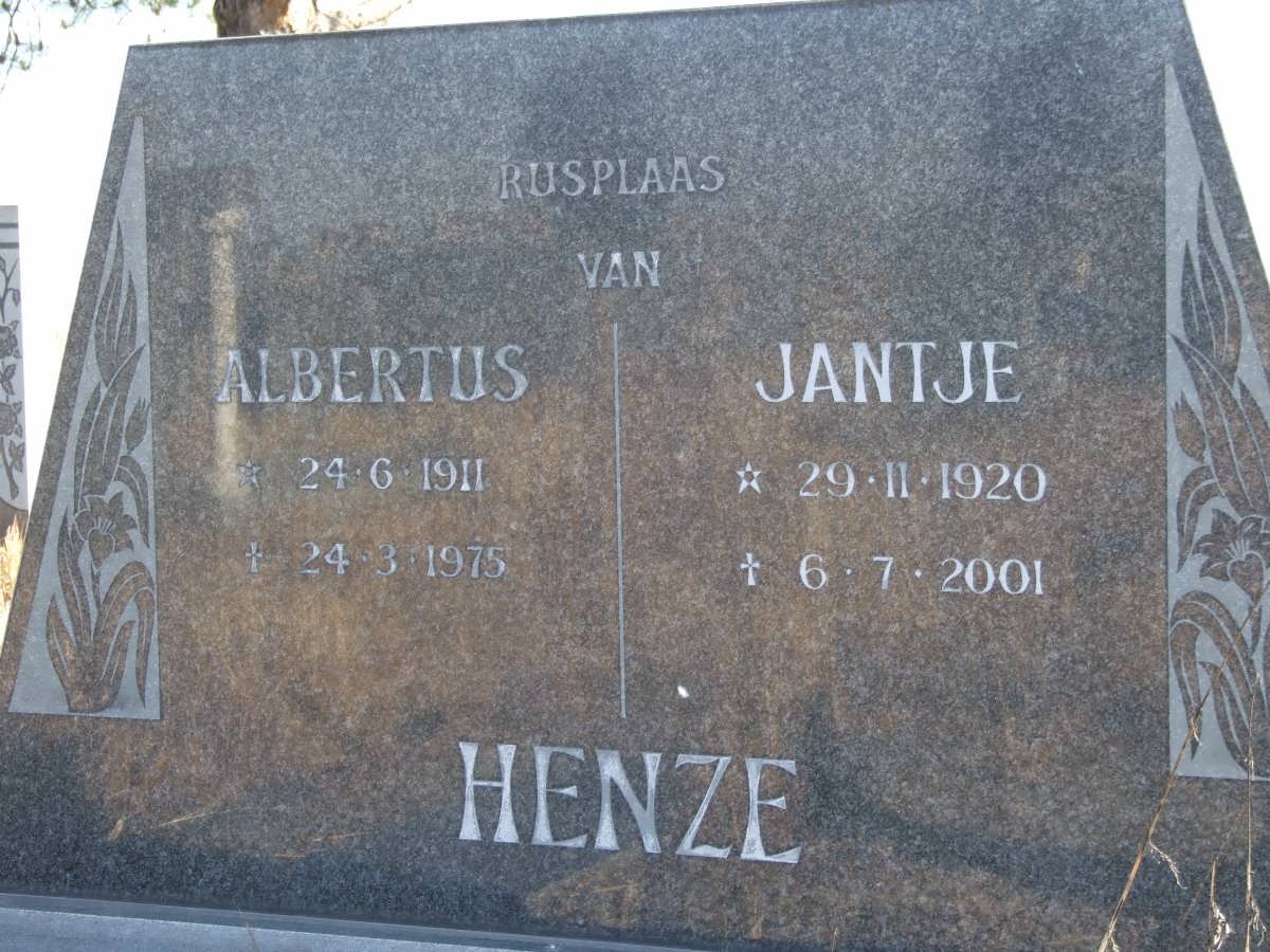 HENZE Albertus 1911-1975 &amp; Jantje 1920-2001