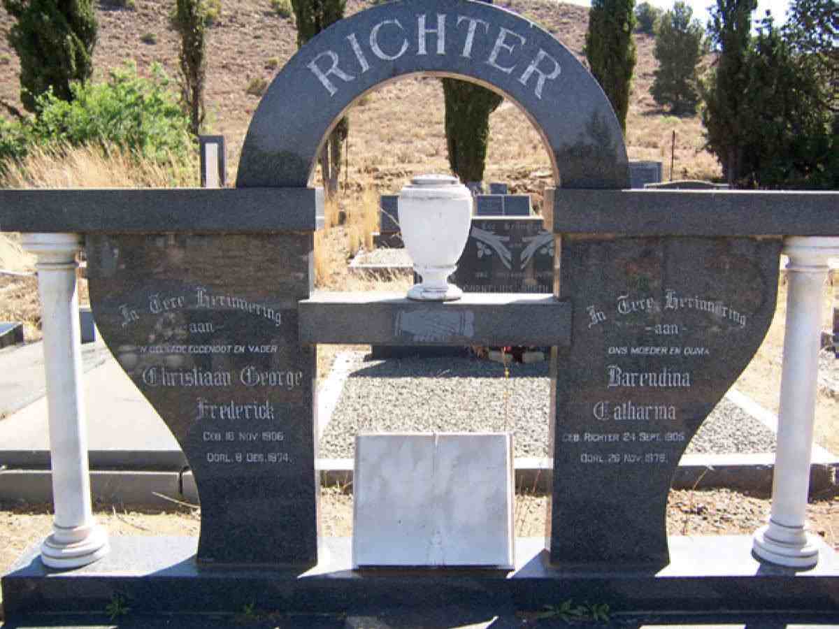 RICHTER Christiaan George Frederick 1906-1974 &amp; Barendina Catharina RICHTER 1905-1979