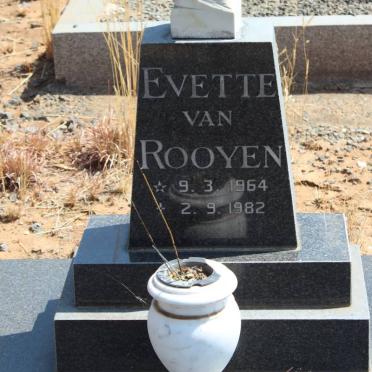 ROOYEN Evette, van 1964-1982