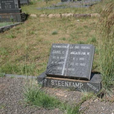 STEENKAMP Carel C. 1906-1982 &amp; Margaretha M. 1909-1982