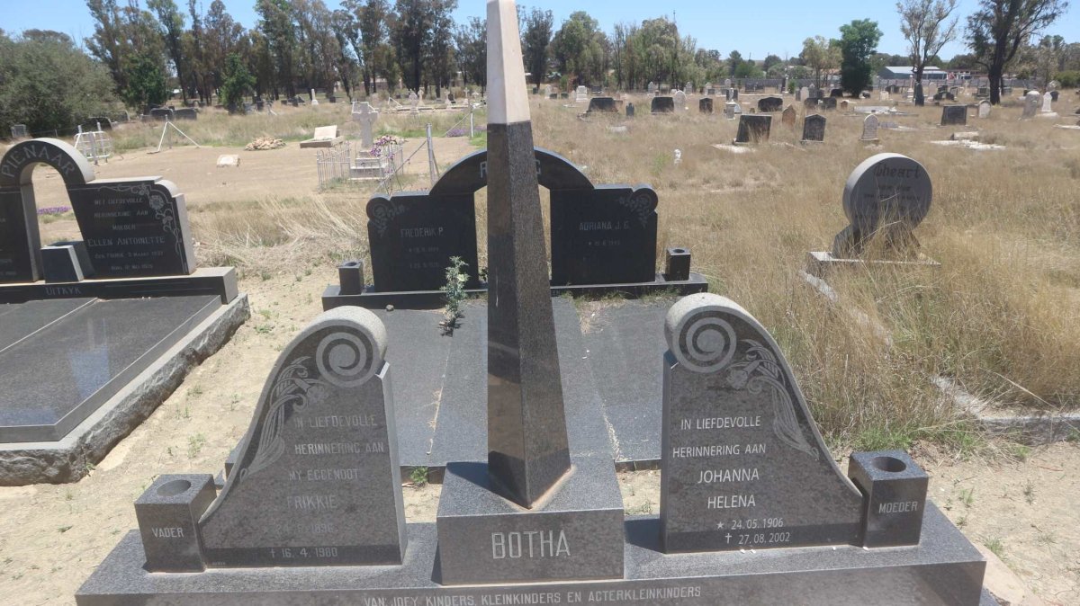 BOTHA Frikkie 1896-1980 &amp; Johanna Helena 1906-2002