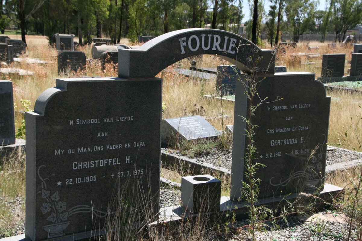 FOURIE Christoffel H. 1905-1975 &amp; Gertruida E. 1912-1992