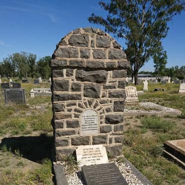 POTGIETER E.J. nee DU TOIT 1833-1925