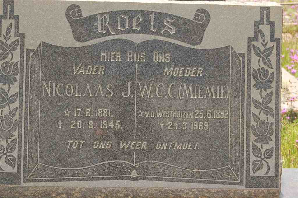 ROETS Nicolaas J. 1881-1945 &amp; W.C.C. MIEMIE nee V.D. WESTHUIZEN 1892-1969