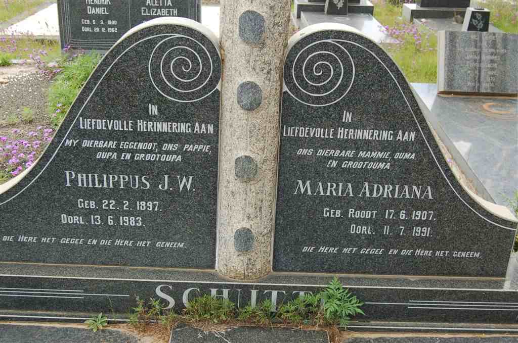 SCHUTTE Philippus J.W. 1897-1983 &amp; Maria Adriana ROODT 1907-1991