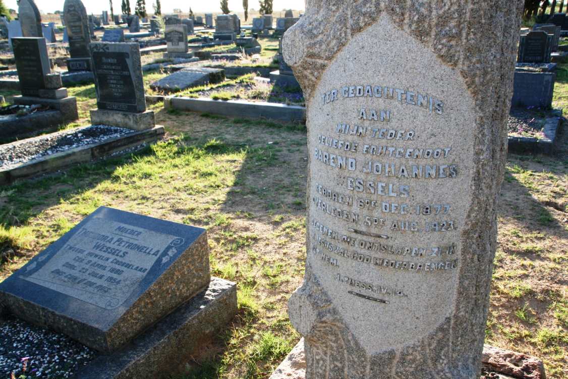 WESSELS Barend Johannes 1877-1923 & Theodora Petronella GROBBELAAR 1880-1954