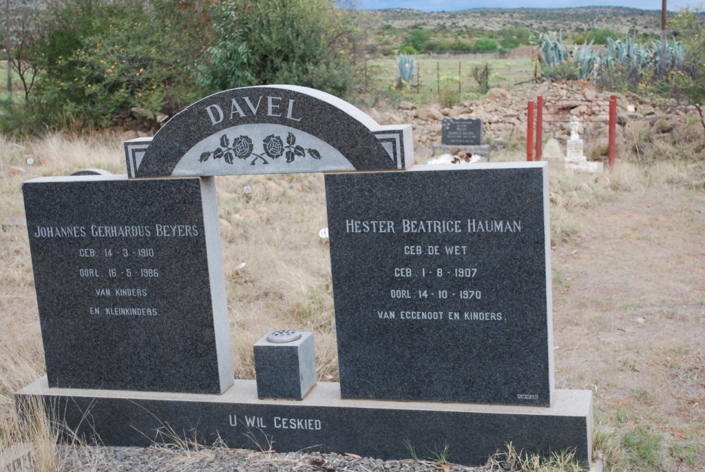 DAVEL Johannes Gerhardus Beyers 1910-1986 &amp; Hester Beatrice Hauman DE WET 1907-1970