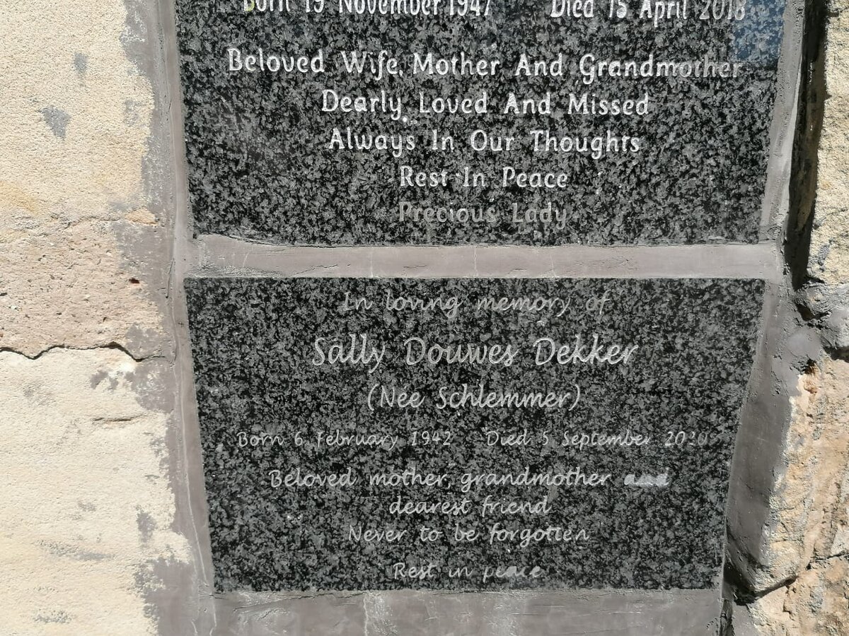 DECKER Sally Douwes nee SCHLEMMER 1942-2020