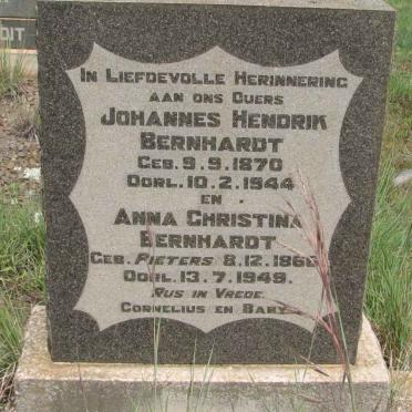 BERNHARDT Johannes Hendrik 1870-1944 &amp; Anna Christina PIETERS 1866-1949