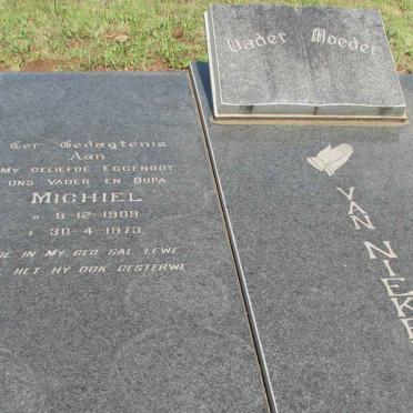 NIEKERK Michiel, van 1909-1973 &amp; Martha 1917-2002
