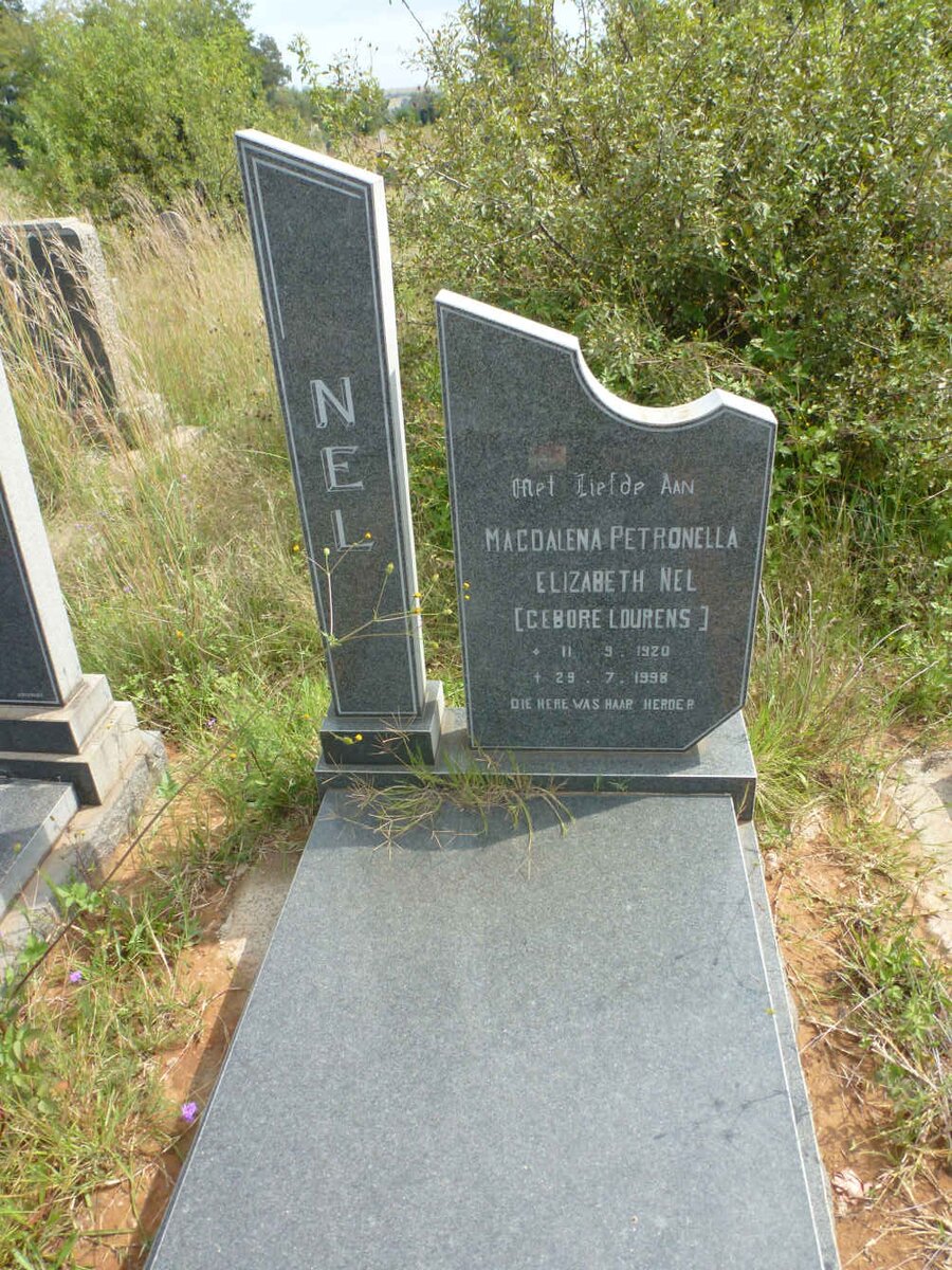 NEL Magdalena Petronella Elizabeth nee LOURENS 1920-1998