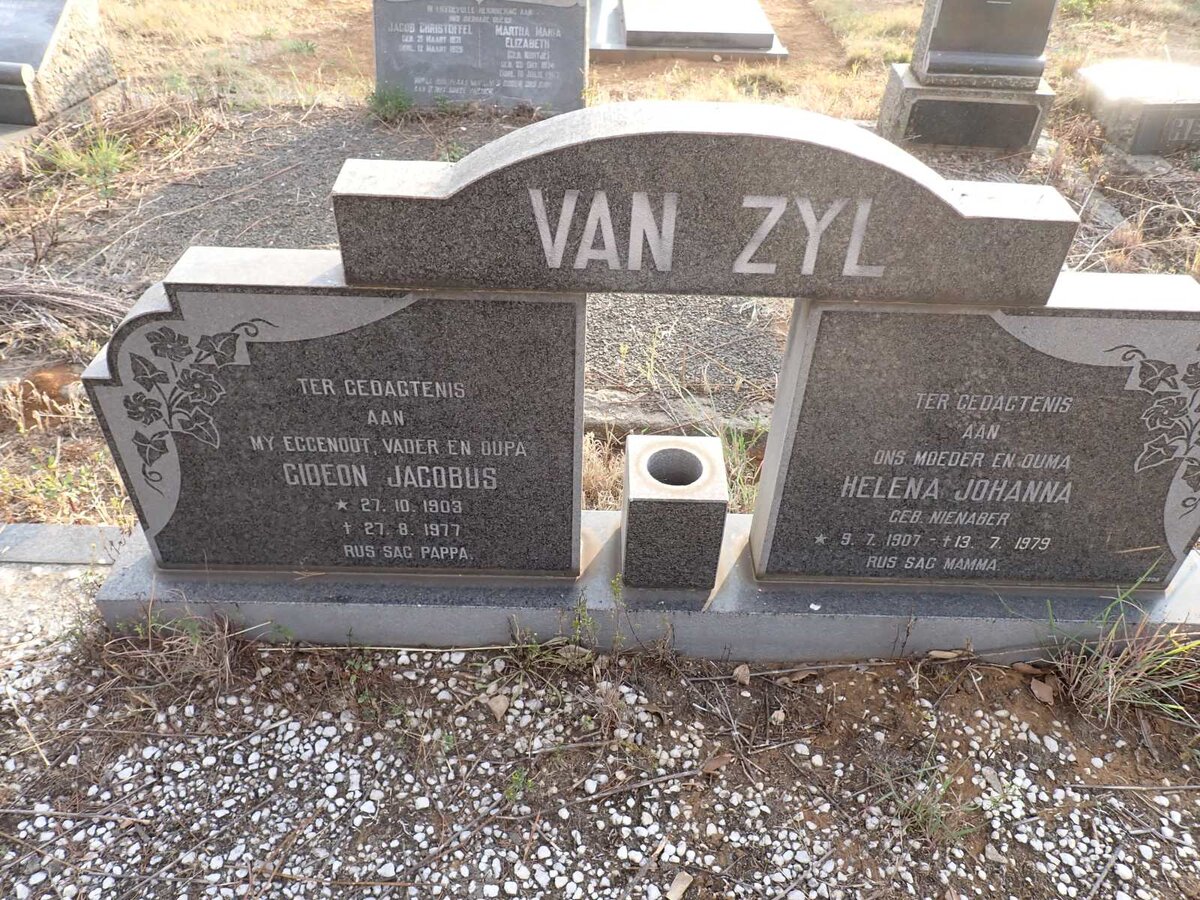 ZYL Gideon Jacobus, van 1903-1977 & Helena Johanna NIENABER 1907-1979