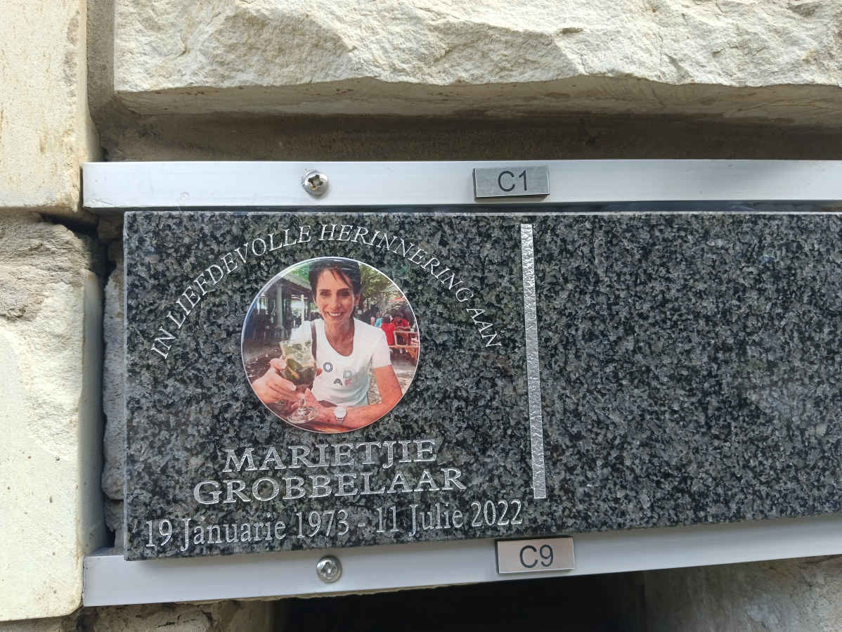 GROBBELAAR Marietjie 1973-2022