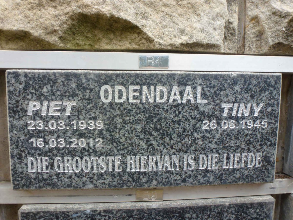 ODENDAAL Piet 1939-2012 &amp; Tiny 1945-