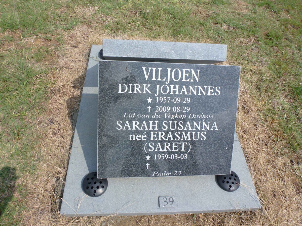 VILJOEN Dirk Johannes 1957-2009 &amp; Sarah Susanna ERASMUS 1959-