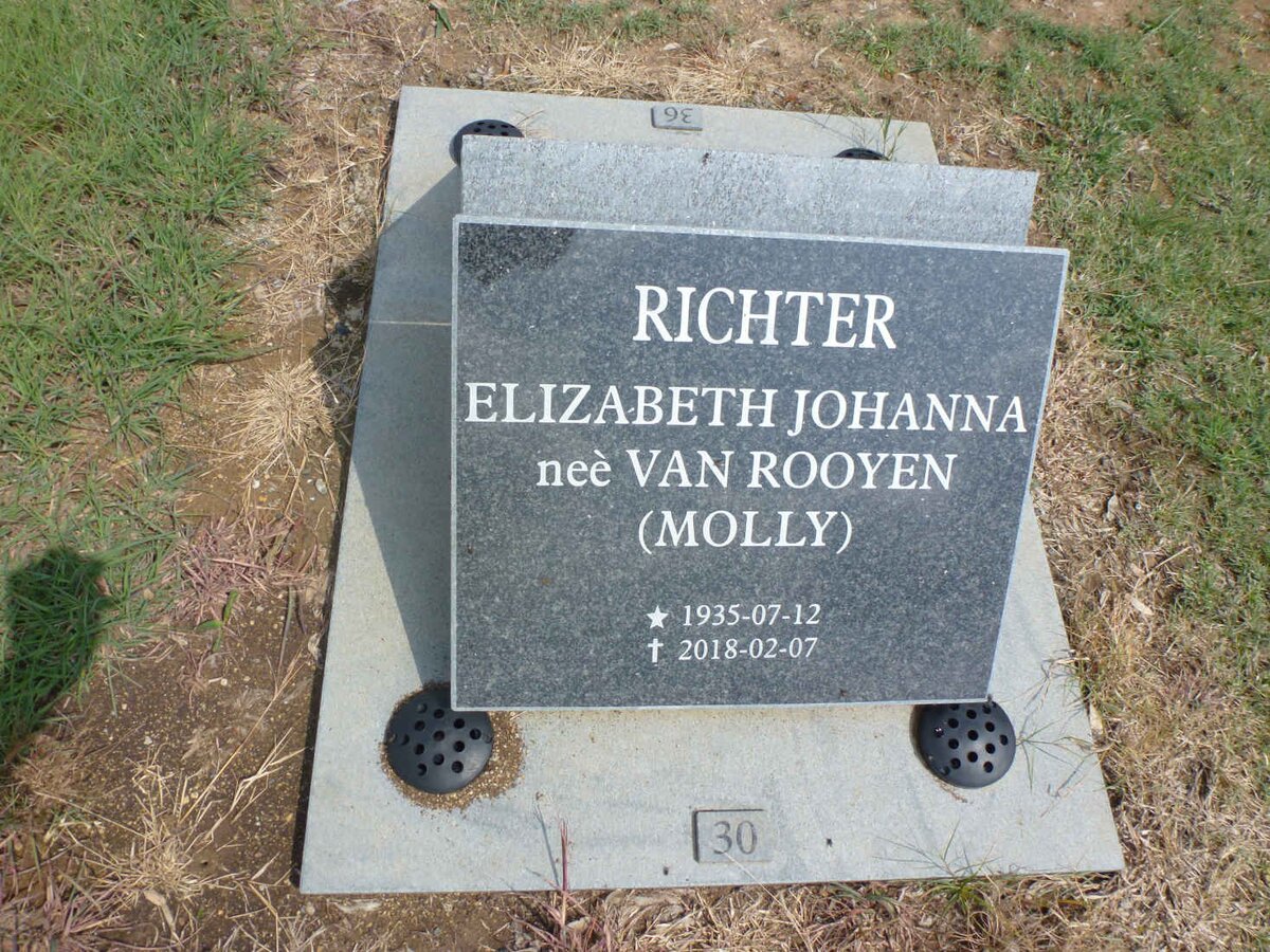 RICHTER Elizabeth Johanna nee VAN ROOYEN 1935-2018