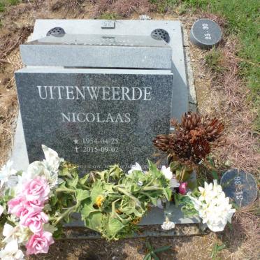 UITENWEERDE Nicolaas 1945-2015