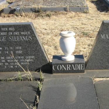 CONRADIE George Stefanus 1918-1982 &amp; Maryna Magdalena CONRADIE 1925-