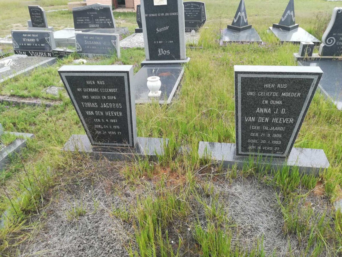 HEEVER Tobias Jacobus, van den 1907-1976 &amp; Anna J.D. TALJAARD 1905-1983