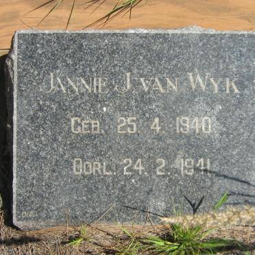 WYK Jannie J., van 1940-1941