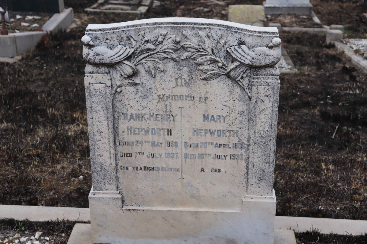 HEPWORTH Frank Henry 1858-1937 &amp; Mary 1856-1933