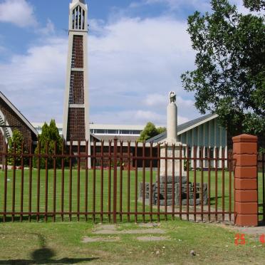 Free State, HARRISMITH, NG Kerk, Gedenkmuur & Kommando Monument