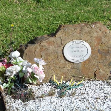 MIENIE J.S. 1924-2000