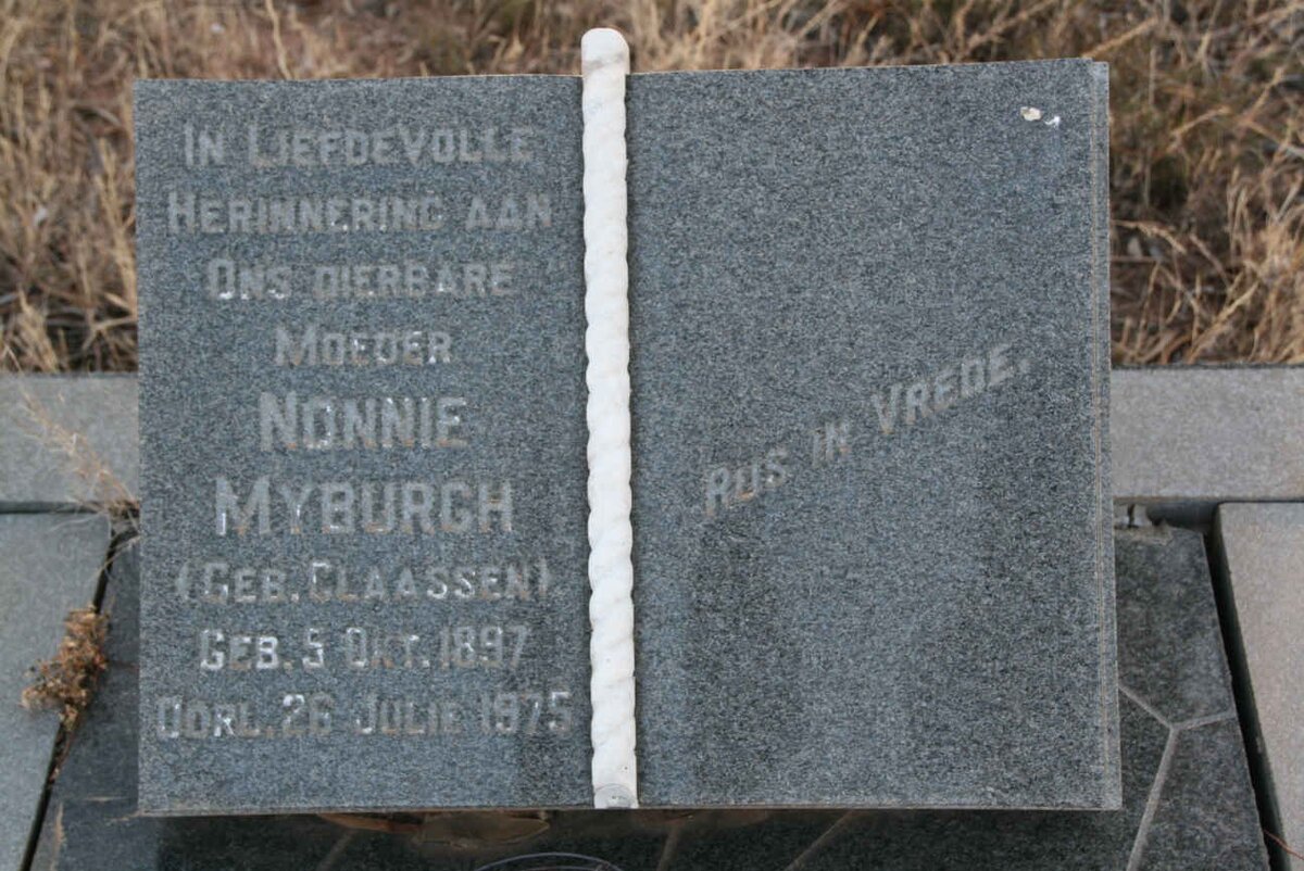 MYBURGH Nonnie nee CLAASSEN 1897-1975